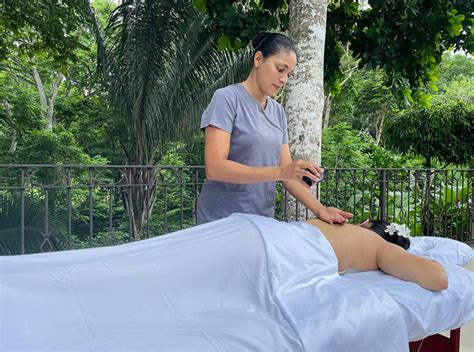 Sexual massage Costa Rica