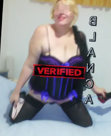 Julia sexy Prostitute Zografos