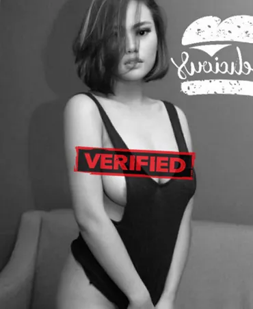 Juliet strapon Find a prostitute Jurong Town