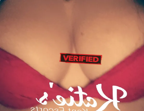 Alana anal Prostitute Mubarak al Kabir