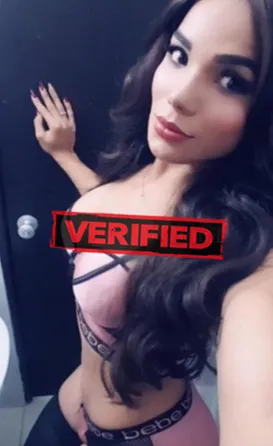 Beverly tits Namoro sexual Caldas De Vizela